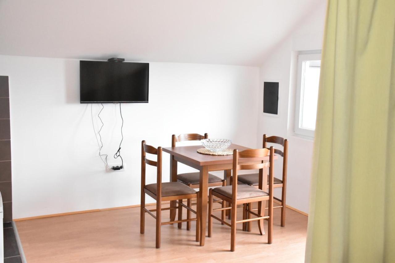 Aparthotel Koliba Никшич Экстерьер фото