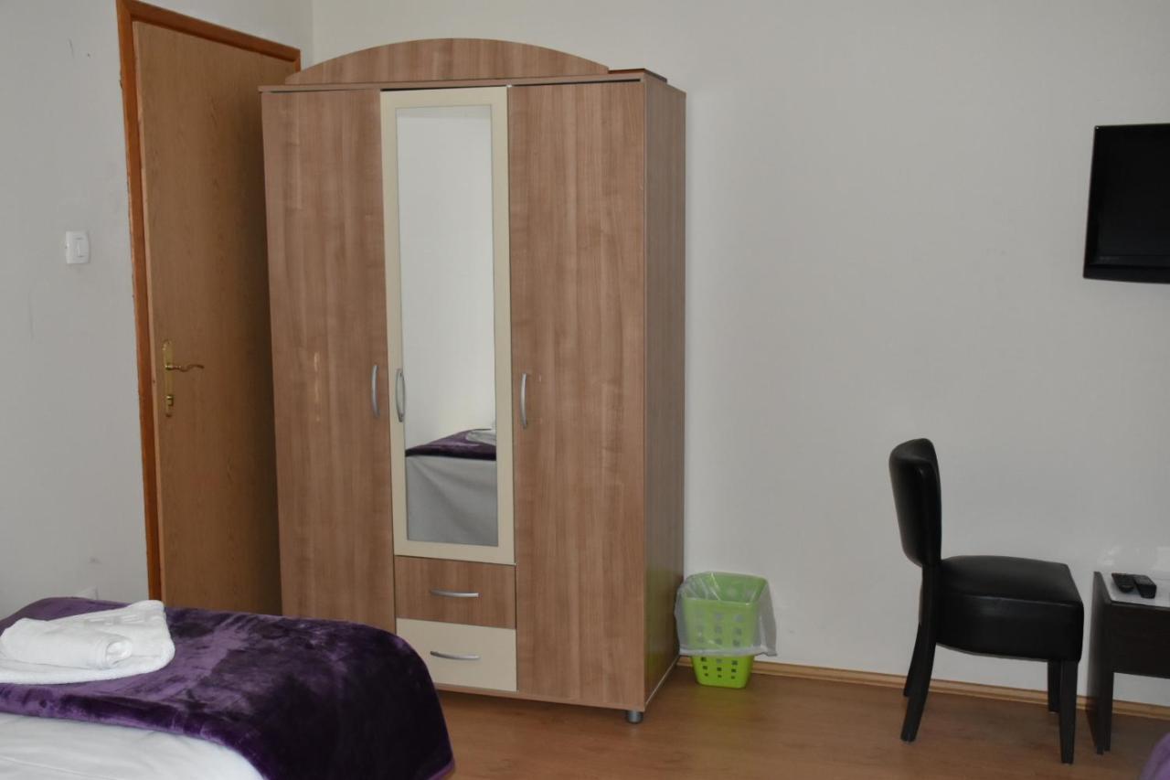 Aparthotel Koliba Никшич Экстерьер фото